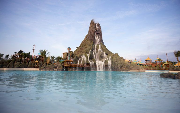 Universals-Volcano-Bay-Krakatau-Volcanob – Orlando ParkStop