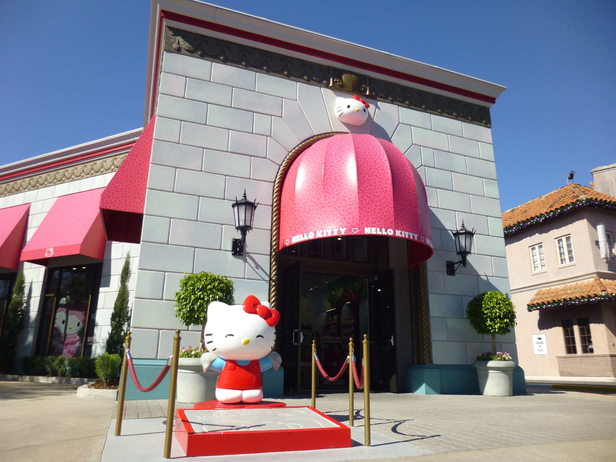 Goodbye Lucy, Hello Kitty at Universal Orlando
