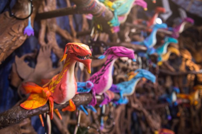First Look at Some of the Toys, Apparel, and More of Windtraders at Pandora  – The World of Avatar – Orlando ParkStop