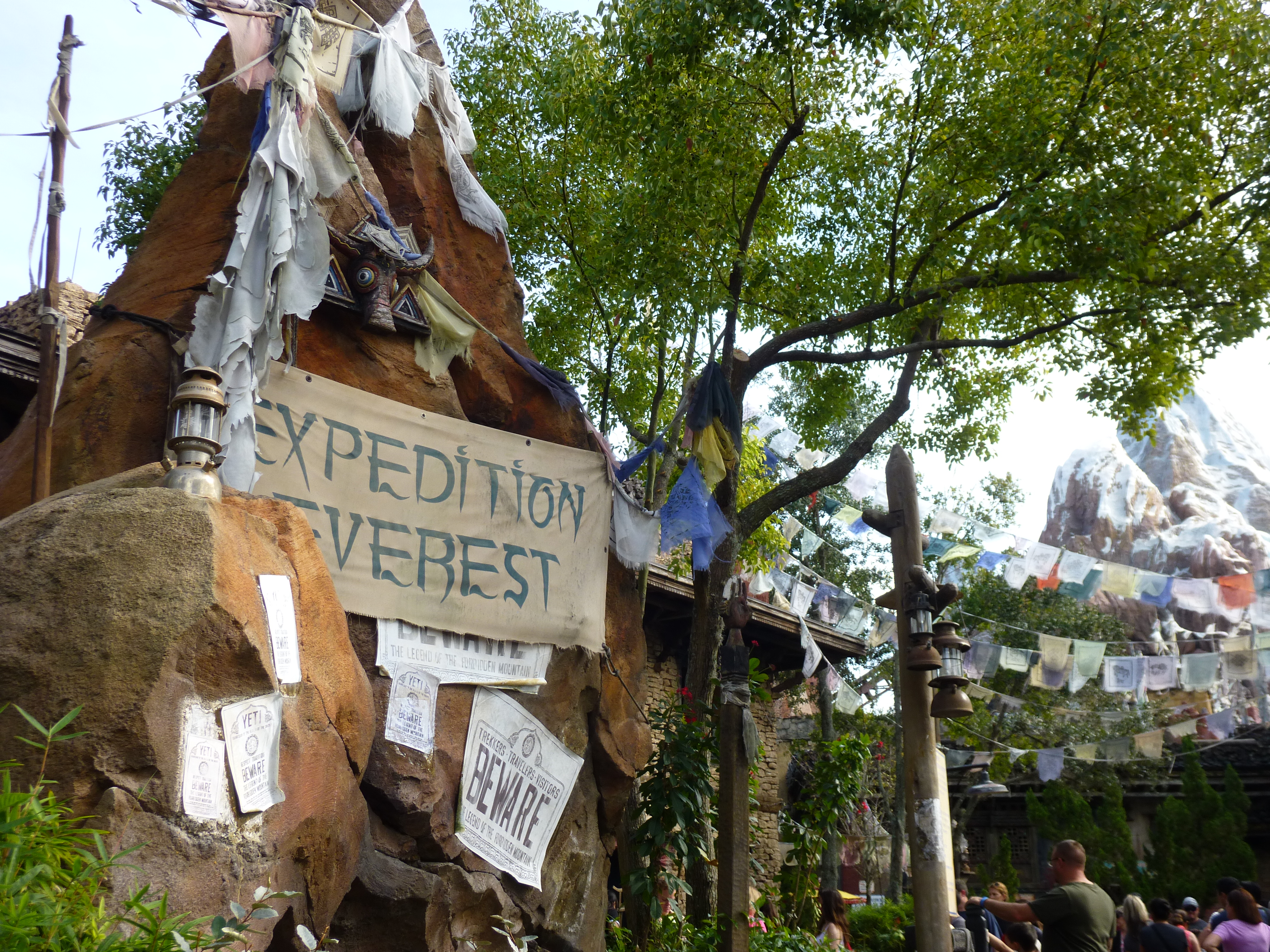 The Yeti at Animal Kingdom's Expedition Everest attraction FINALLY GETS  FIXED!