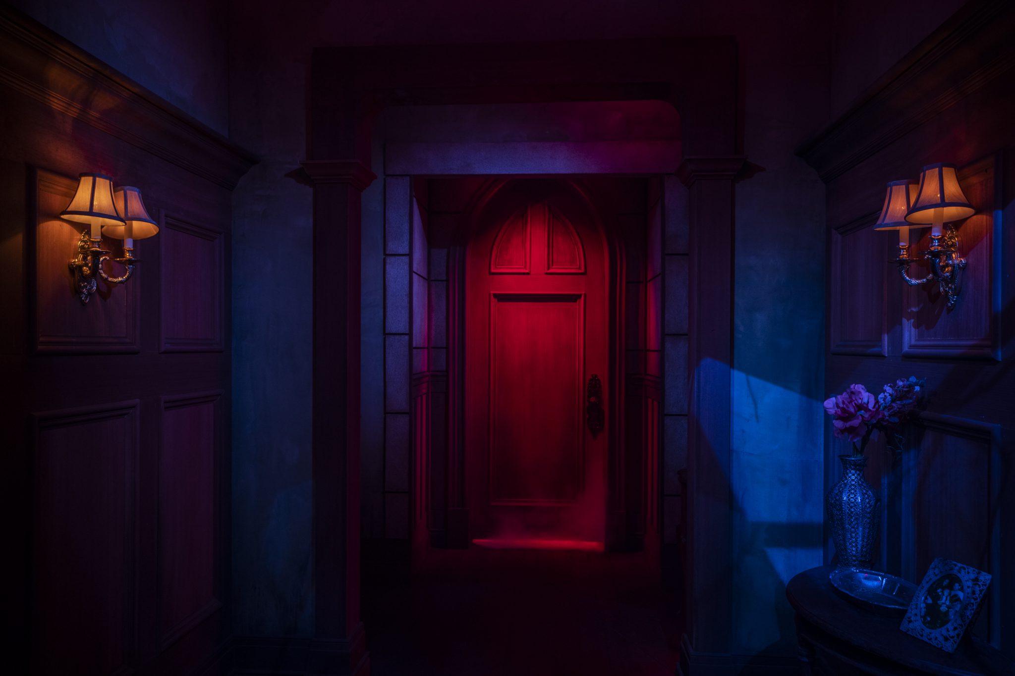 Halloween Horror Nights Announces “The Haunting of Hill House” for 2021 ...